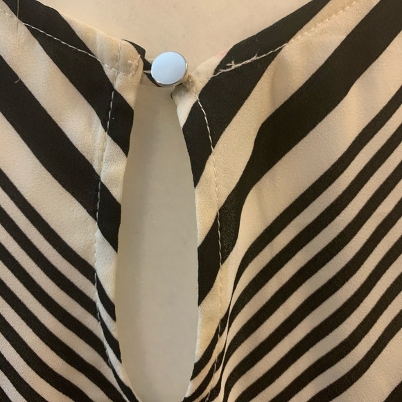 Talbots chevron striped top, size XS - Picture 5 of 6